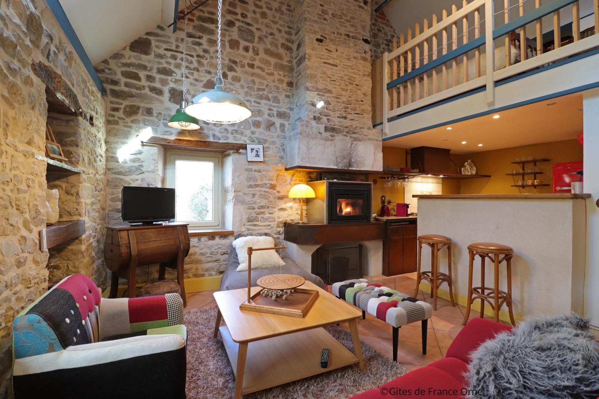La Cage Aux Oiseaux Bed & Breakfast La Lande-de-Goult Bagian luar foto