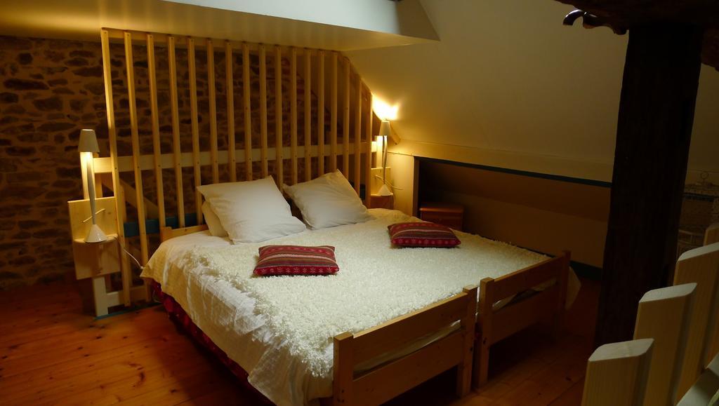 La Cage Aux Oiseaux Bed & Breakfast La Lande-de-Goult Bagian luar foto