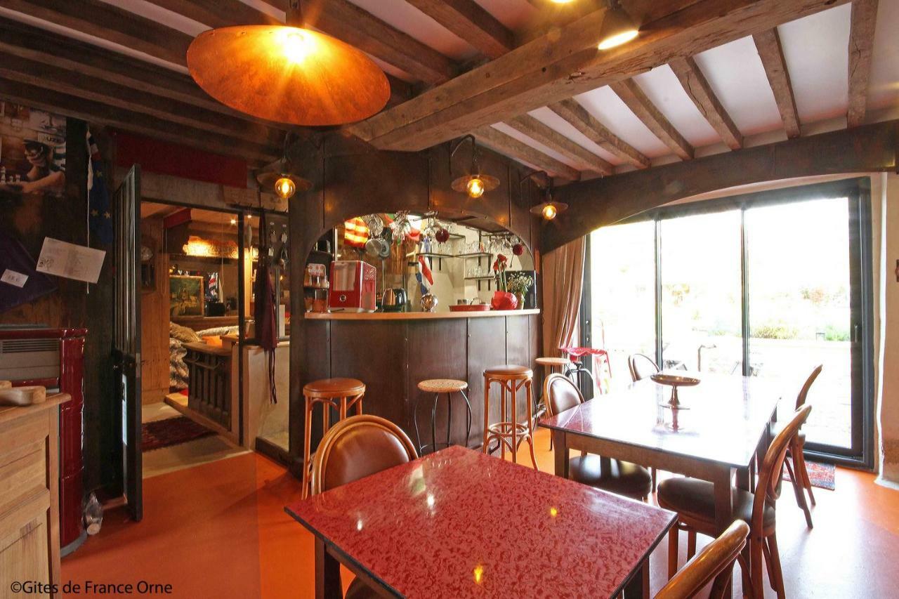 La Cage Aux Oiseaux Bed & Breakfast La Lande-de-Goult Bagian luar foto